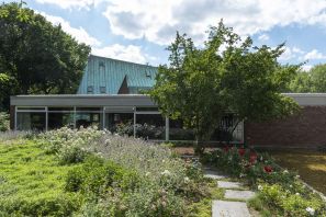 Walter Rossow Garden at the Akademie der Künste, Hanseatenweg © Erik-Jan Ouwerkerk